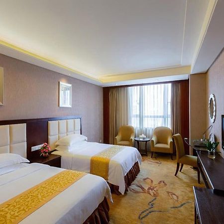 Vienna Hotel Lufeng Peopole Road Exterior foto